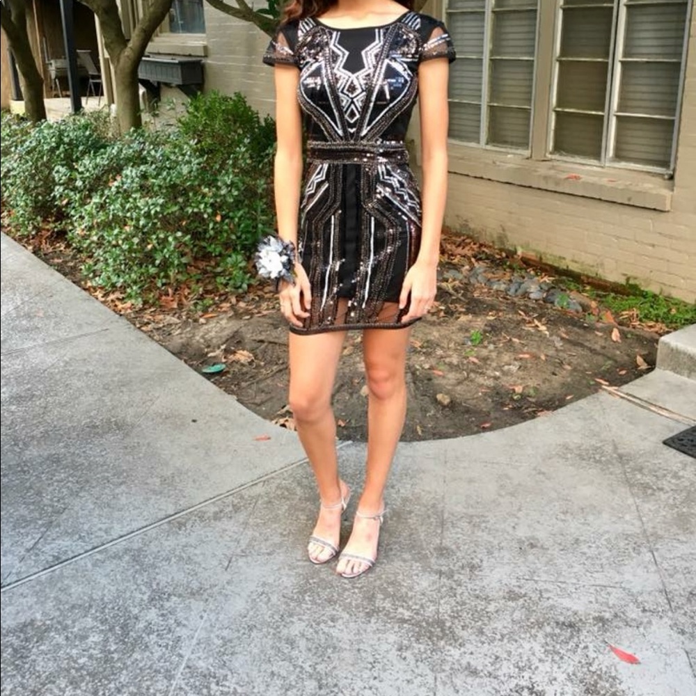 Gorgeous Formal Prom or Homecoming Dress